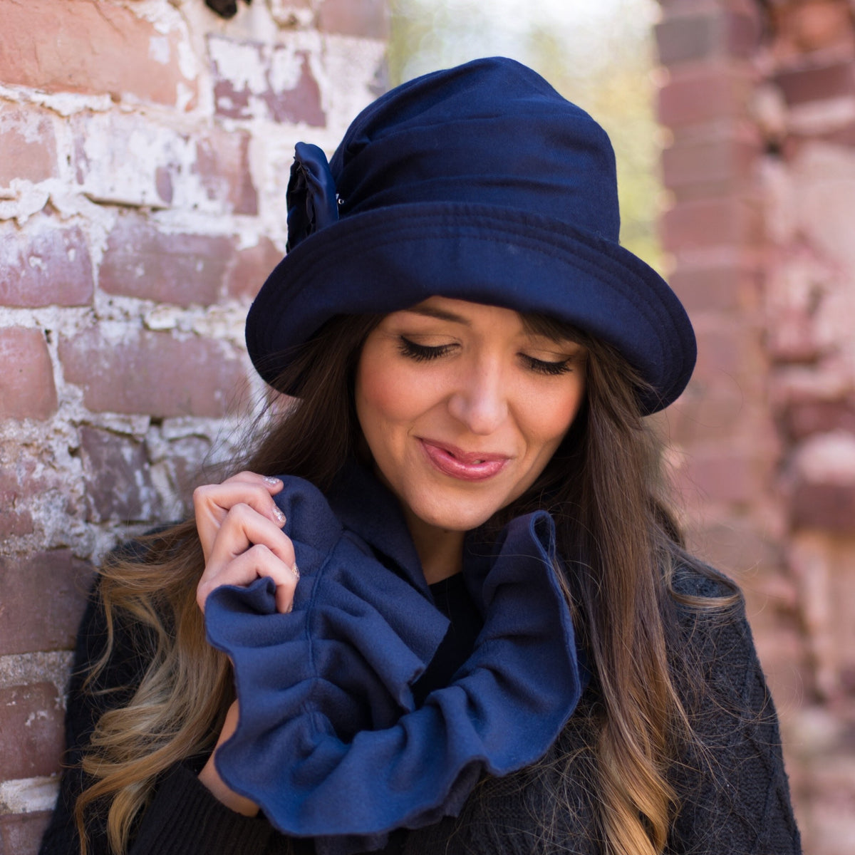 dress winter hat What to Wear: 10 Cute Outfits with Winter Hats