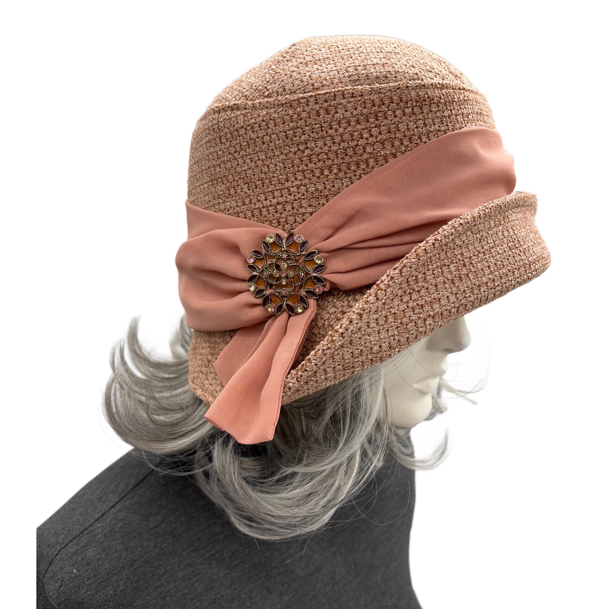 VNTG Elegant 1920\'s Soft Pink Hat Womens medium pink cloche felt hat. 1920s style Hat. Downton  main image 3