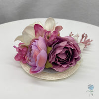 Vintage-Inspired Pink & Cream Floral Fascinator – Elegant Mini Hat for Races & Weddings
